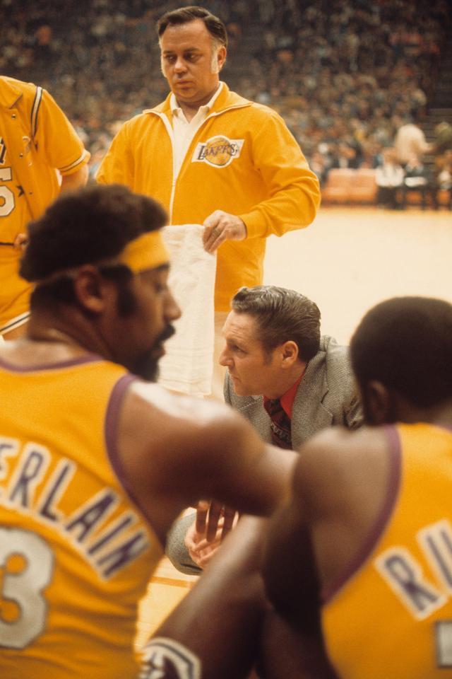 持冷静和理 持冷静和理